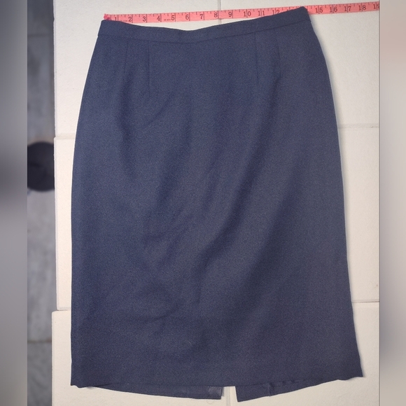 Elegant Navy Blue Women's Skirt Size 10 #459 - Picture 1 of 2